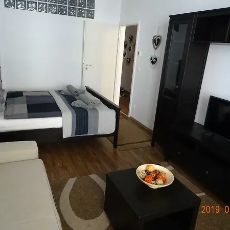 Galeriusbeach Deluxe Apartman *