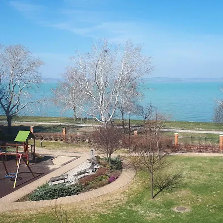 Lägenhet Galeriusbeach Deluxe Siófok