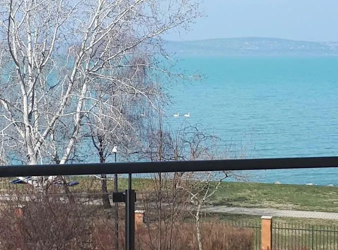 Galeriusbeach Deluxe * Siofok